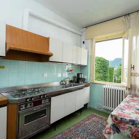 Apartmán Housecurti1 *